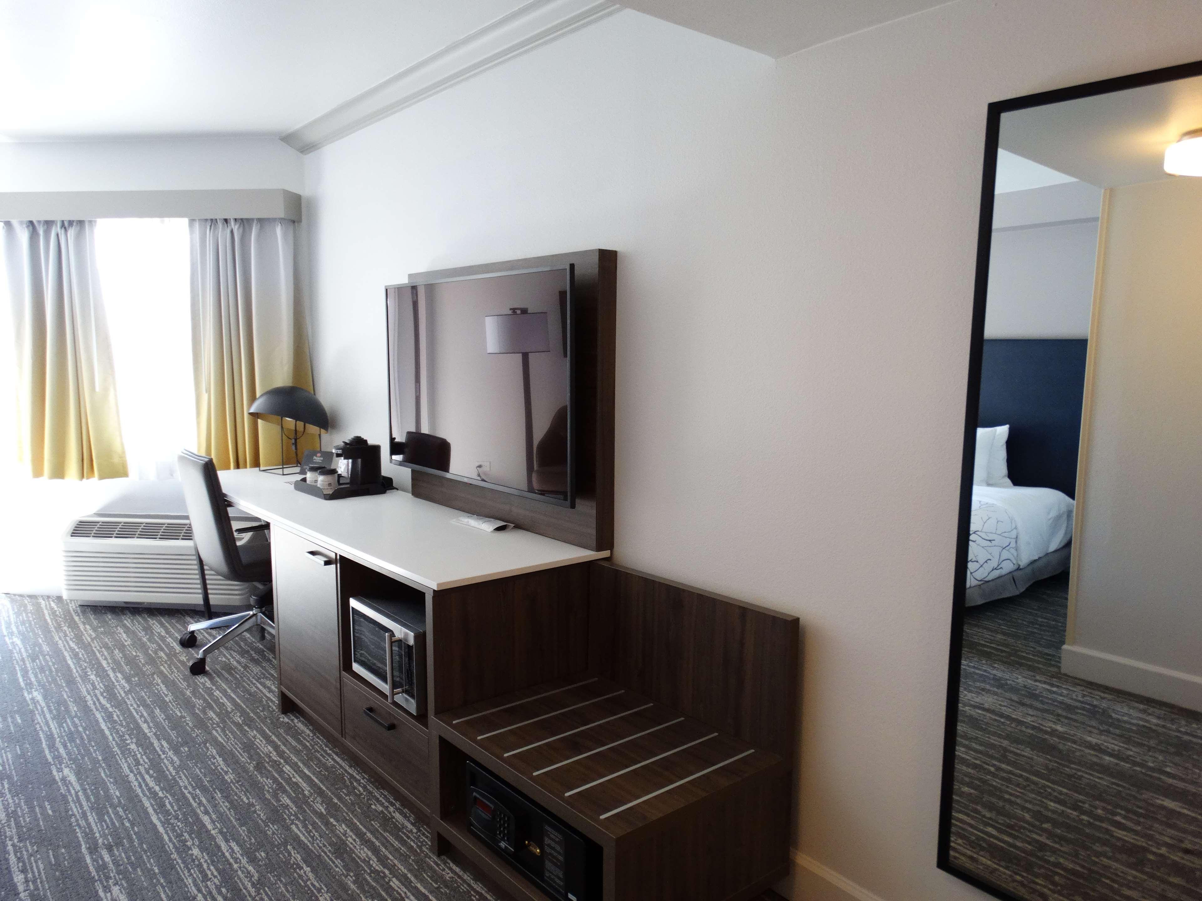 Best Western Premier Denver East Pokoj fotografie