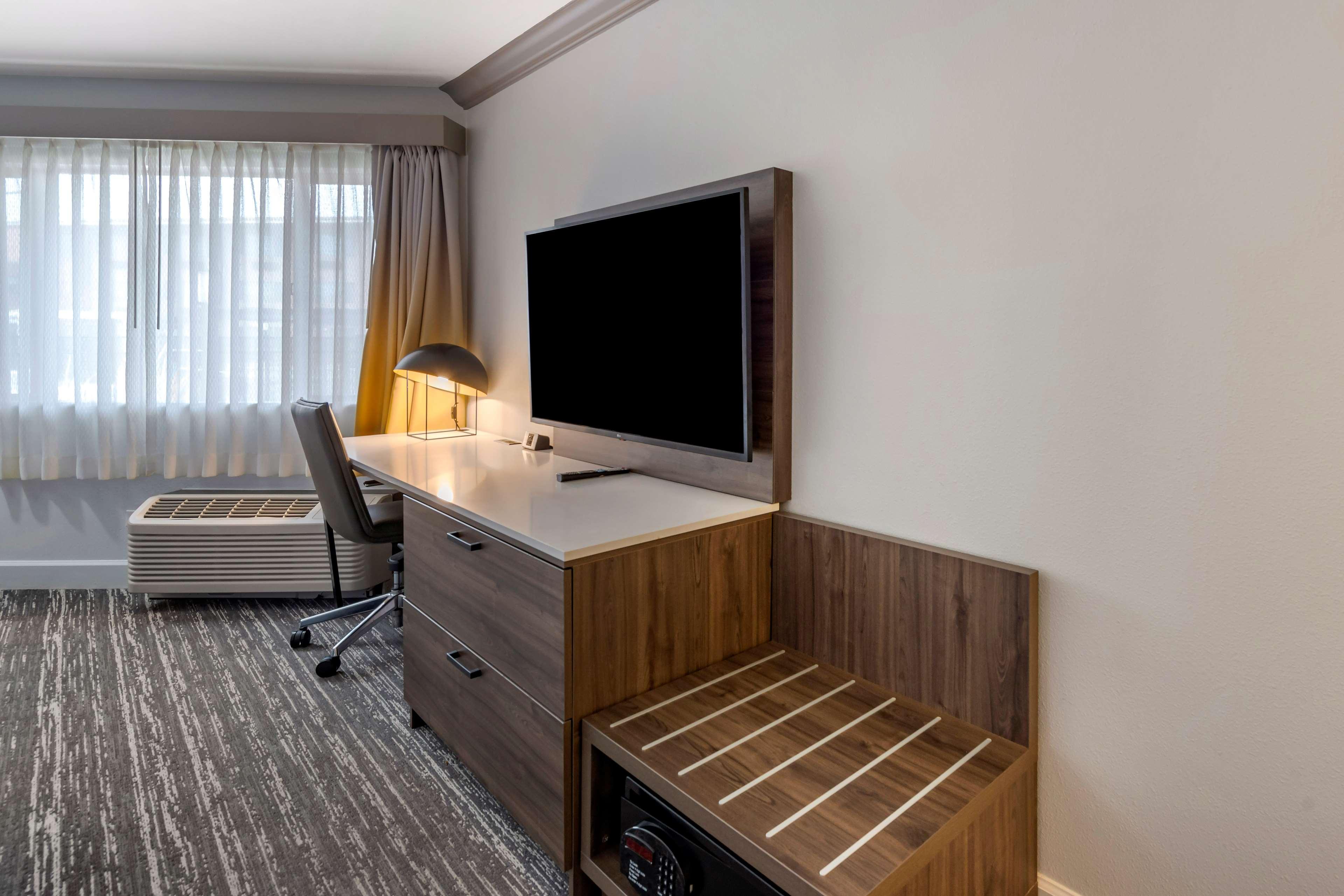 Best Western Premier Denver East Exteriér fotografie